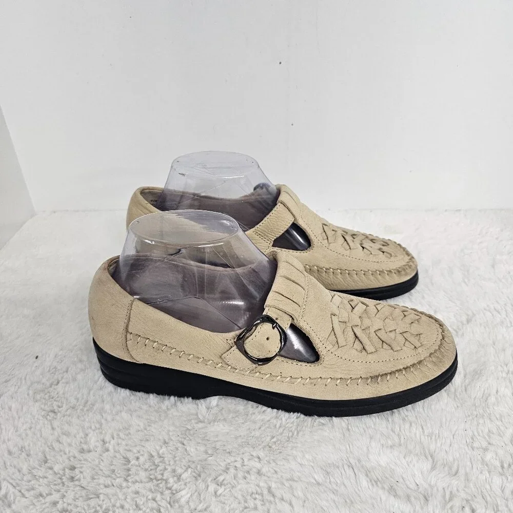 Lifestride Studio Durango Cream Sandal Mary Jane Fisherman Moccasin Leather 9.5